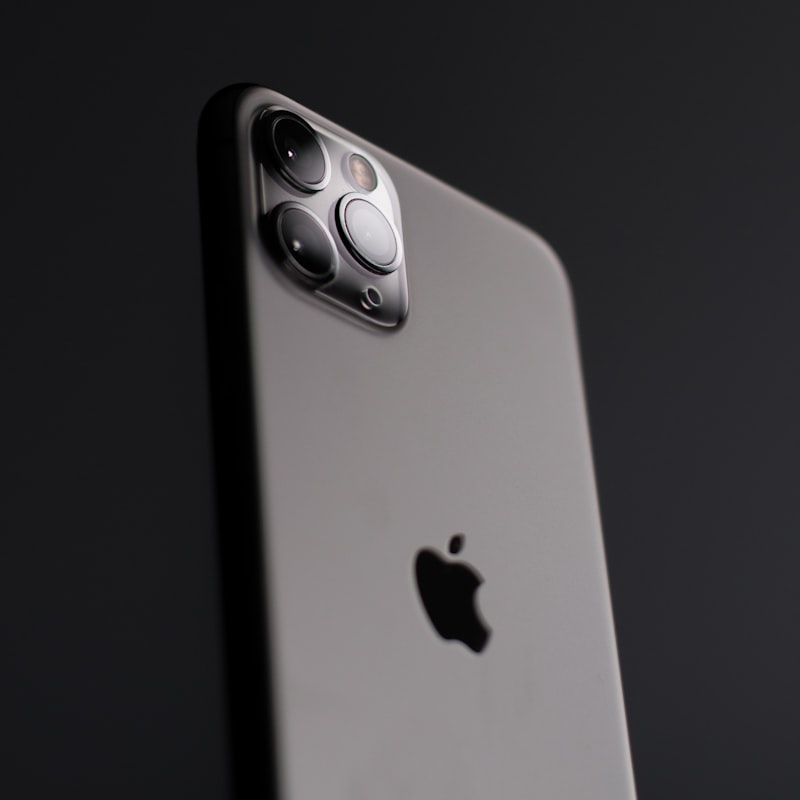 هاتف ذكي بلس 11